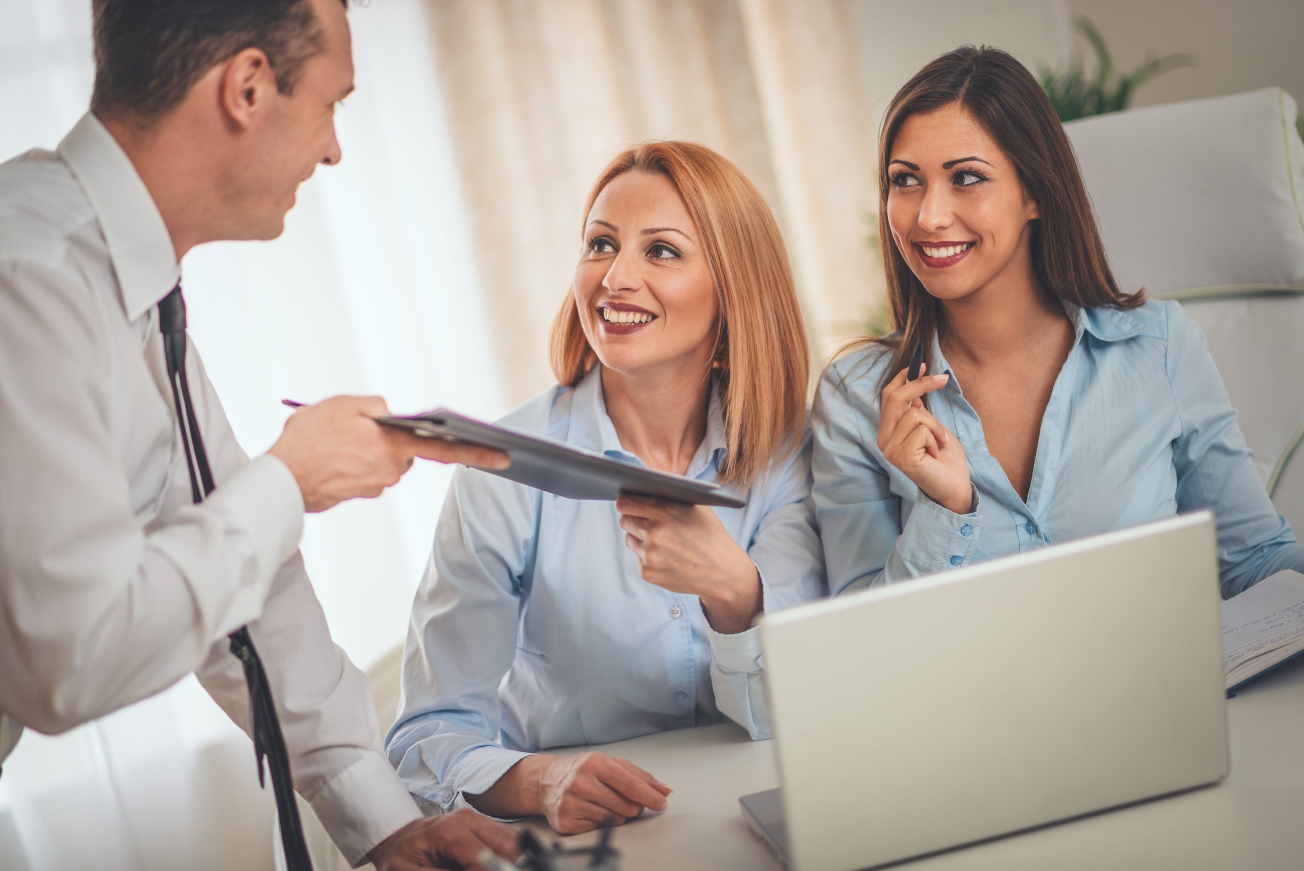 Travel insurance tips for safety abroad